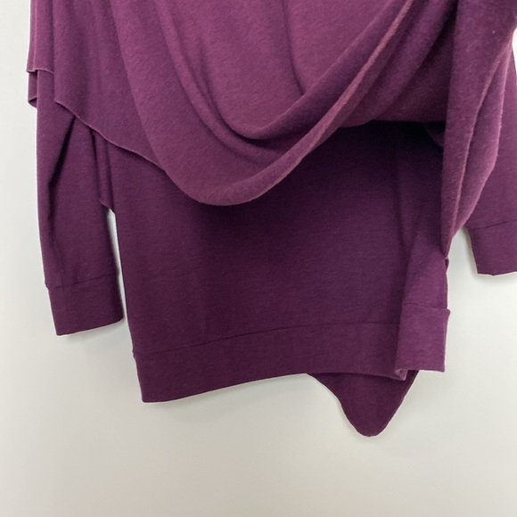 Soft Surroundings Long Sleeve V Neck Asymmetrical Sweater Size S - Picture 8 of 13